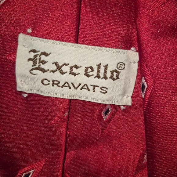 Excello cravats necktie Red with gold/black small diamond design 58" Long - Picture 6 of 6